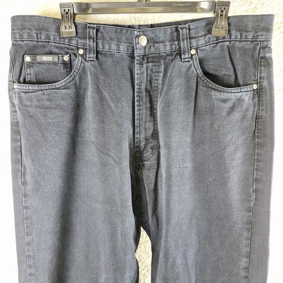 Hugo Boss Alabama Men’s Jeans 38x32 Black Denim 100% Cotton Vtg Made in Italy - Picture 1 of 14